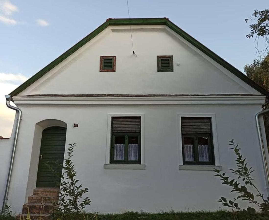 Villa Fuszeres Porta Mihalyfa Exterior foto